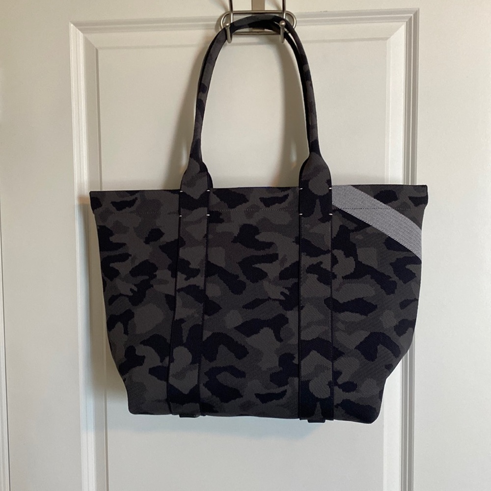 Rothys tote